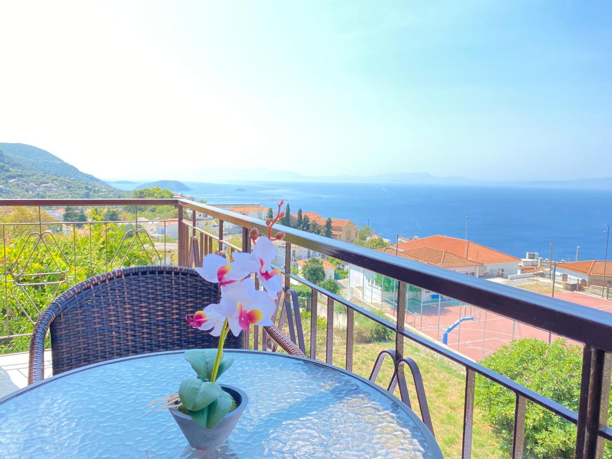 Вілла Demie And George Ηouse Loutraki  Екстер'єр фото
